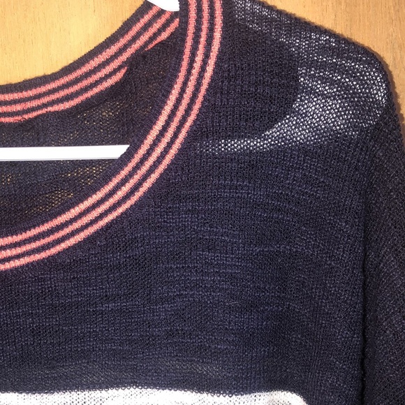Express sweater - Picture 2 of 4